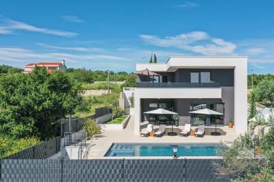 Villa Dekorti
