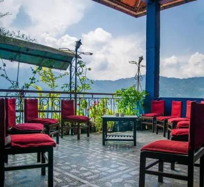 Hotel Lhonark Residency