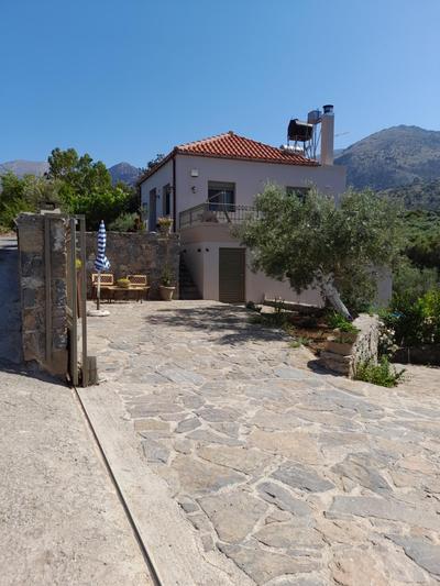 "Villa Kastania" Melidoni, Chania, Crete