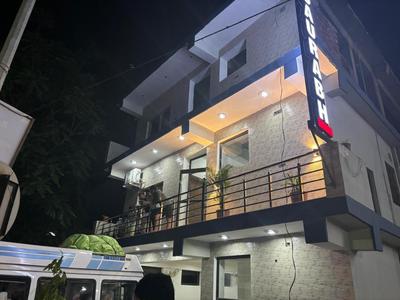 Hotel saurabh