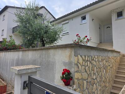 L&S Apartment