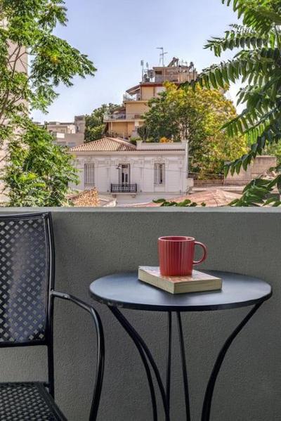 The Meta Stay-Rooftop Access Sunny Suite