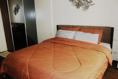 Elegant Queen room with wifi access-Ruby