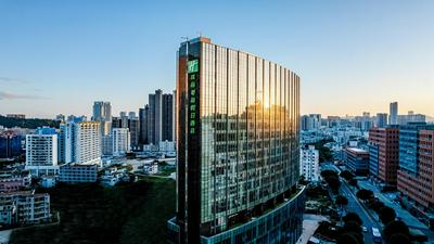 Holiday Inn Zhuhai City Center by IHG