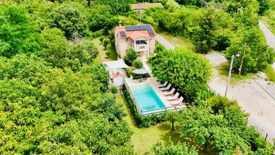 Wellness House Oliva with heated salt water Pool, Sauna & Jakuzzi