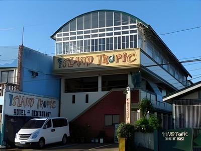 Island Tropic Hotel and Restaurant