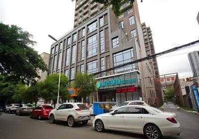 City Comfort Inn Deyang Wenmiao Square Gymnasium