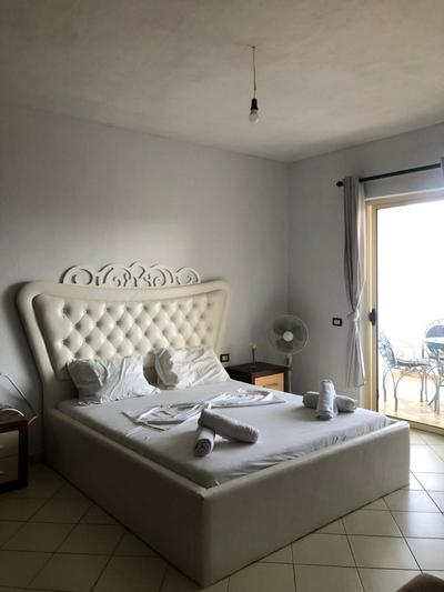 Apartment-Melina