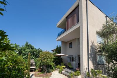 Ferienhaus Carla in Porec mit schönem Garten