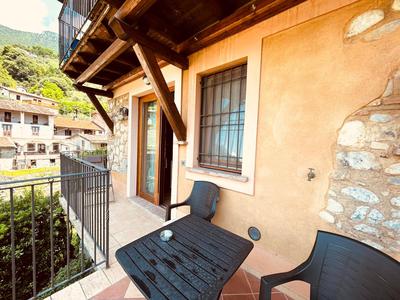 apartment lake view Iseo