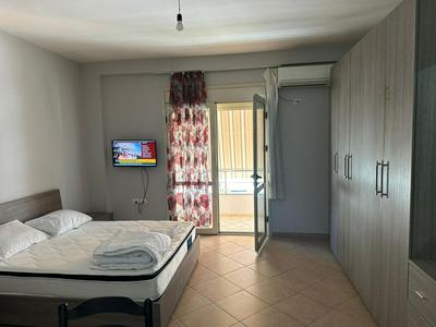 Apartment Univers-al