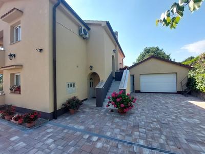 Holiday apartment Lux Nera