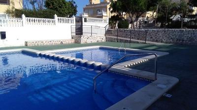 Sunny house in Santa Pola, shared pool