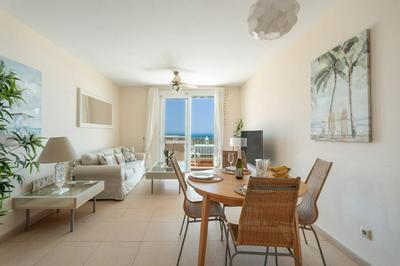 Grand View Apartment