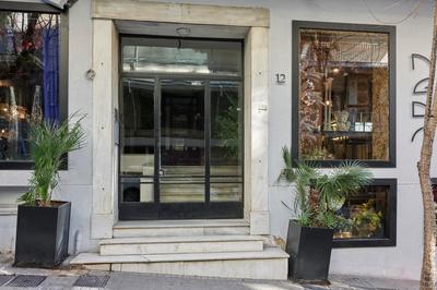 Art Deco Apt in Kolonaki
