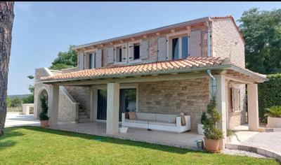 VILA ŠKARLANIJA, Umag