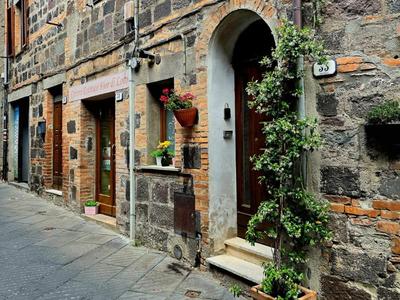 Flat Ghino di Tacco historical centre Radicofani