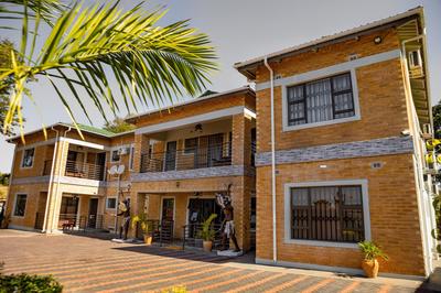 Amakhosi Hotel