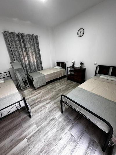 Málaga Urban Escape- Apartamento completo, 7 personas