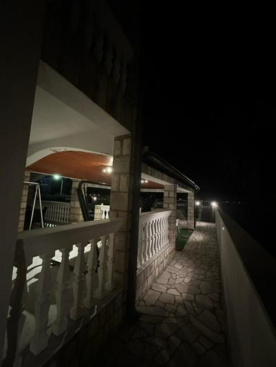 Hugo Apartment Risan