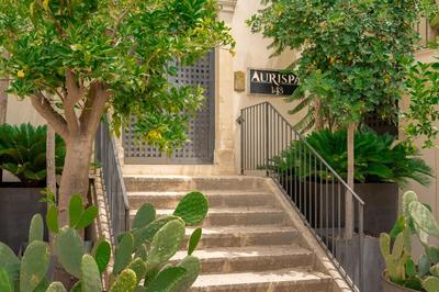 Noto Charming Apartment by Wonderful Italy