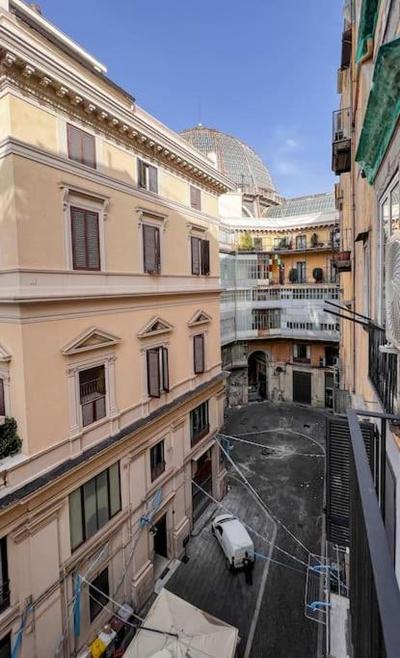 Shining Apt Next to Galleria Umberto