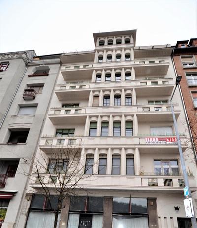Junior Orange Apartment next to Danube
