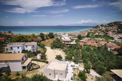 Mini Villa Tsaros