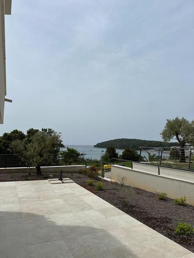Apartman Gea s bazenom pet friendly