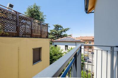 Apartment With Elevator And Private Parking