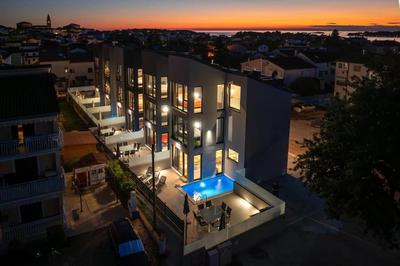 Casa Panos by Briskva
