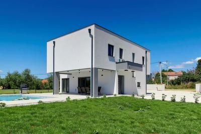 Vila Elena