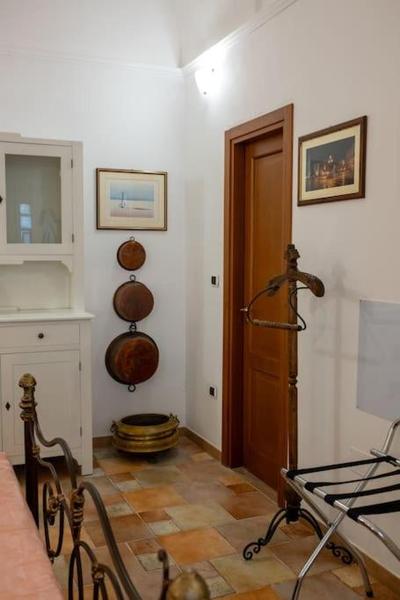 Il geco d'oro charme