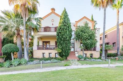 Capellanía Bliss by Kura Homes