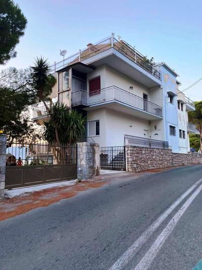 Achinos Mantineia Seafront apartment