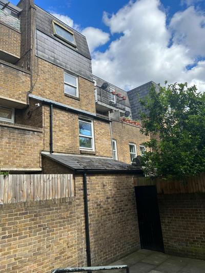 Lovely Entire Flat with Private Balcony in Euston-Central London