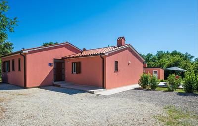 Awesome Home In Sveti Lovrec Labinski