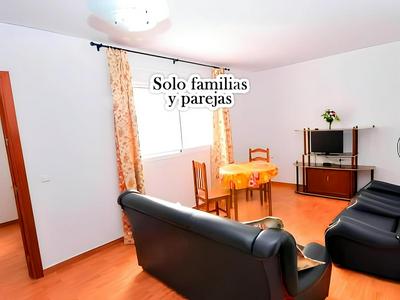 Apartamentos tranquilos en Conil - Exclusivo para familias y parejas con fácil aparcamiento - ES-180-36