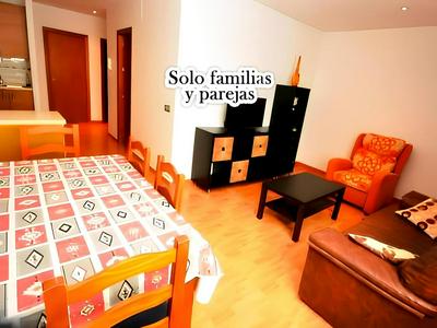 Apartamentos tranquilos en Conil con fácil aparcamiento, cerca de playas y centro ciudad - ES-180-39