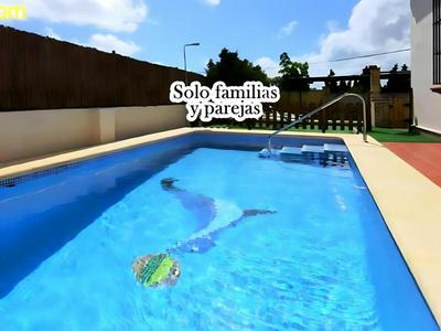 Chalet acogedor con piscina privada, terraza y barbacoa, ideal para familias y parejas - ES-180-124