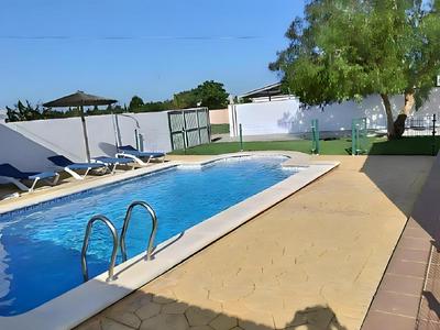 Casa rural con piscina privada y vistas a la naturaleza en Conil de la Frontera - ES-180-255