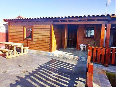 Chalet Familiar con Piscina Privada en Conil de la Frontera, Ideal para Vacaciones - ES-180-300