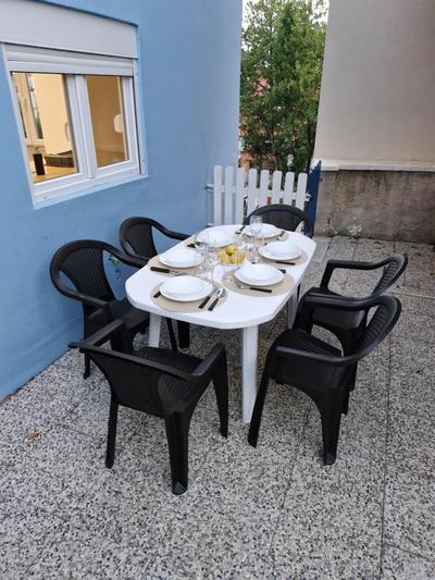Yellow Apartment Pula