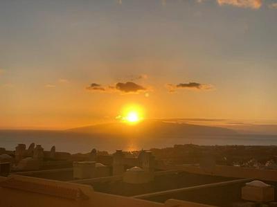 ROCKIN' VIEW COSTA ADEJE - 2 br, great terrace, parking, pool