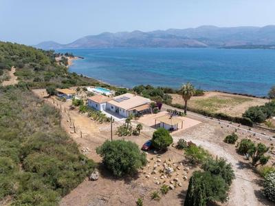 Villa Aionia in Lepeda