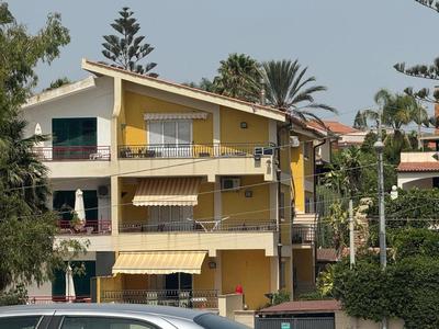 Moonlight house a 50 mt dal mare Noto Marina