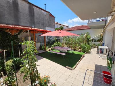 Anesis Apartment