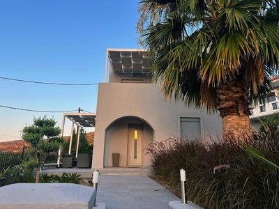 ARYVE Townhouse Rhodos mit Akropolis- und Meerblick sowie Jacuzzi und tollen Sonnenterrassen und Garten