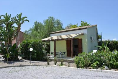 Ipsy - chalet nearby the sea