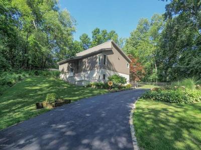Mid Century Modern Retreat -4000 SQFT-HOT TUB